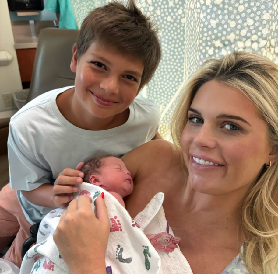Madison Lecroy and Brett Randle Welcome Daughter Teddi: 34 weeks labor and Prolonged Delivery and NICU Journey